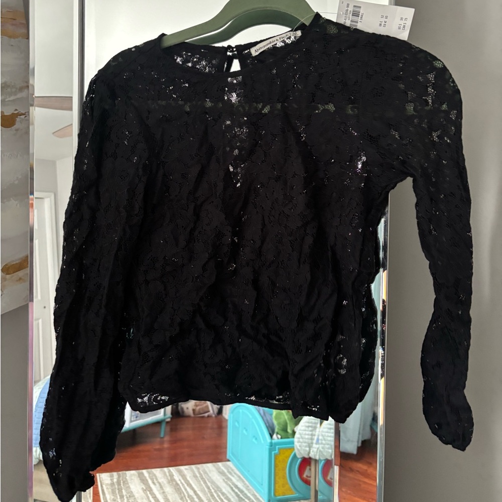 Abercrombie & Fitch Black Lace Top XS NWT